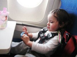 Giấy tờ cần chuẩn bị cho trẻ em khi đi máy bay