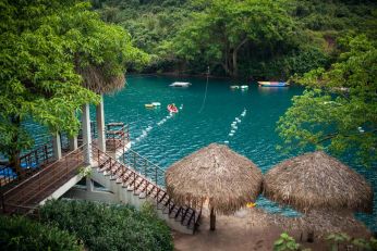 Vé máy bay Tết đi Đồng Hới
