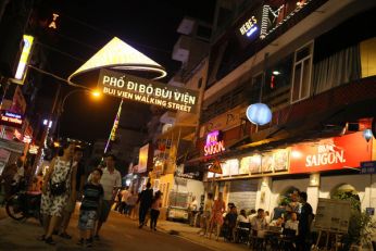 Thời gian bay từ Huế đến TPHCM