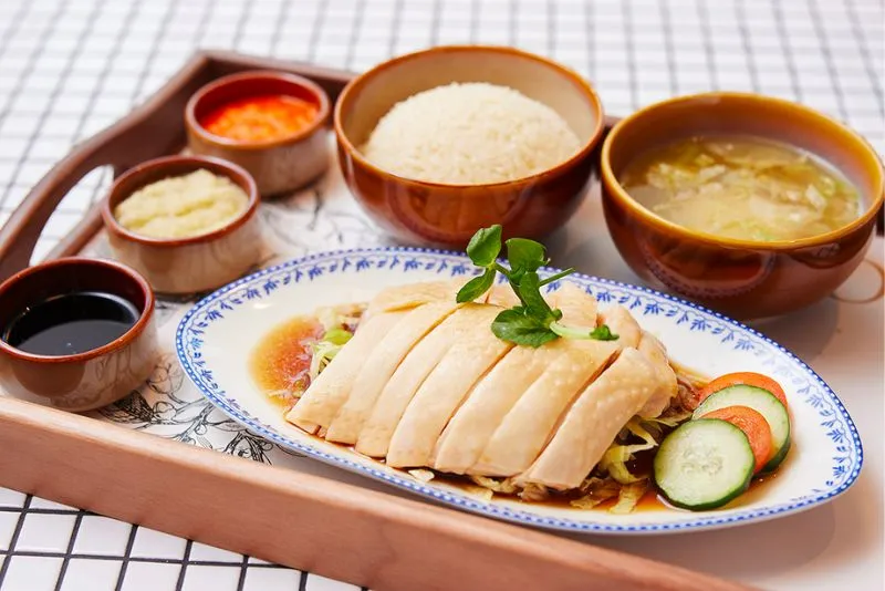 Cơm gà Hải Nam - Món ăn đặc sản của Singapore